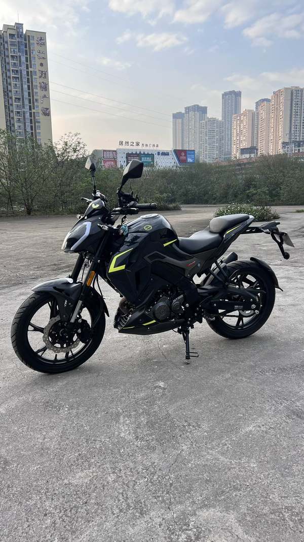 二手贝纳利小迅龙 BN150S