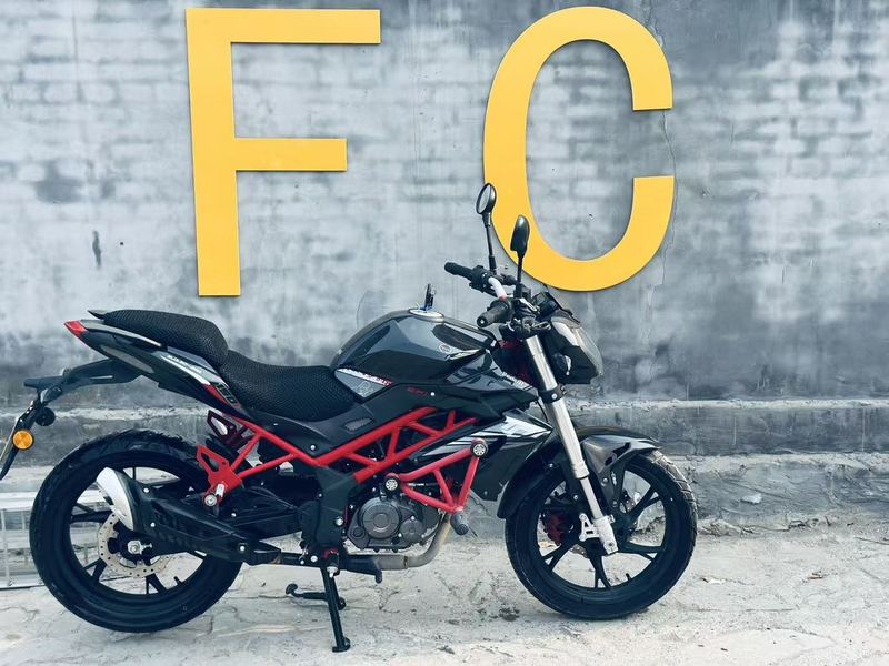 二手贝纳利红宝龙 TNT150i