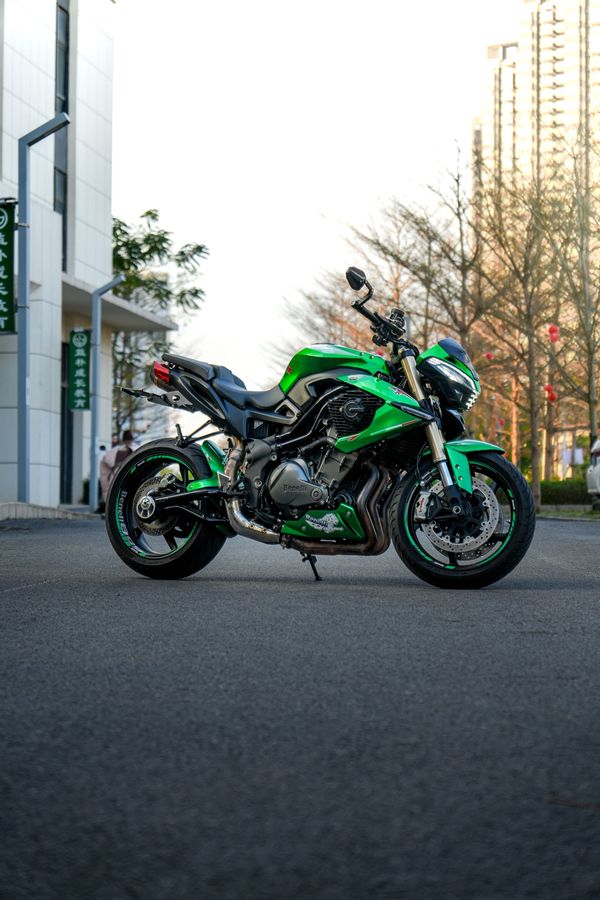 二手贝纳利TNT899