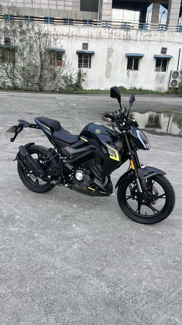 二手贝纳利小迅龙 BN150S