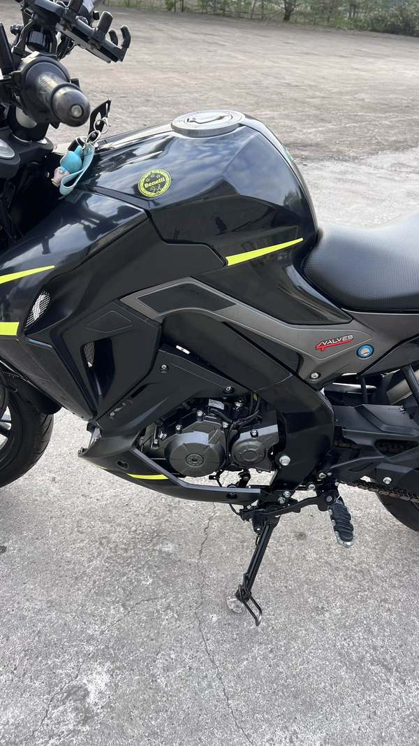 二手贝纳利小迅龙 BN150S