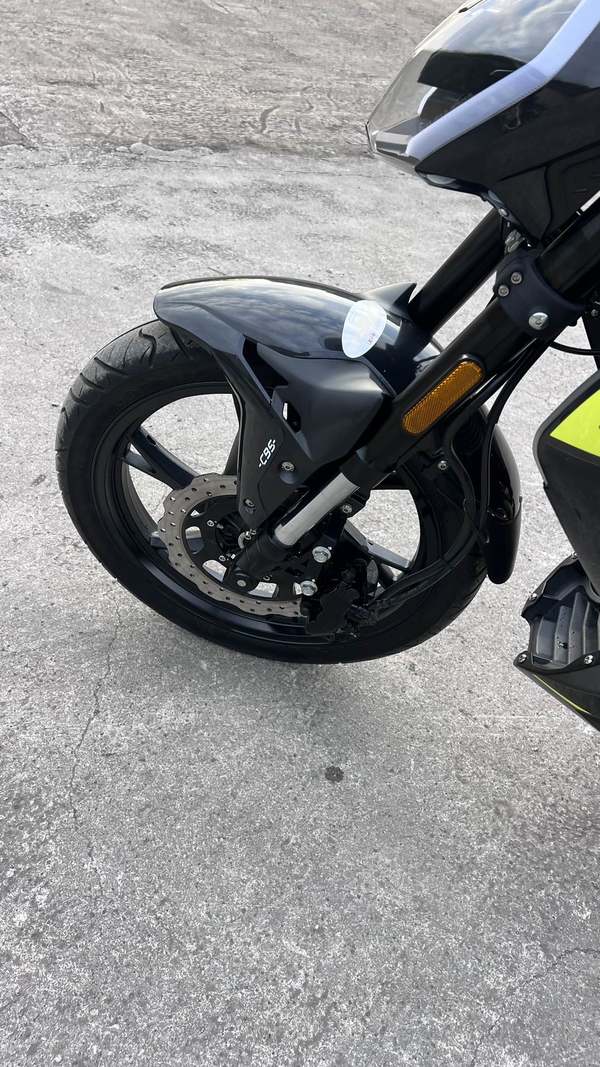 二手贝纳利小迅龙 BN150S