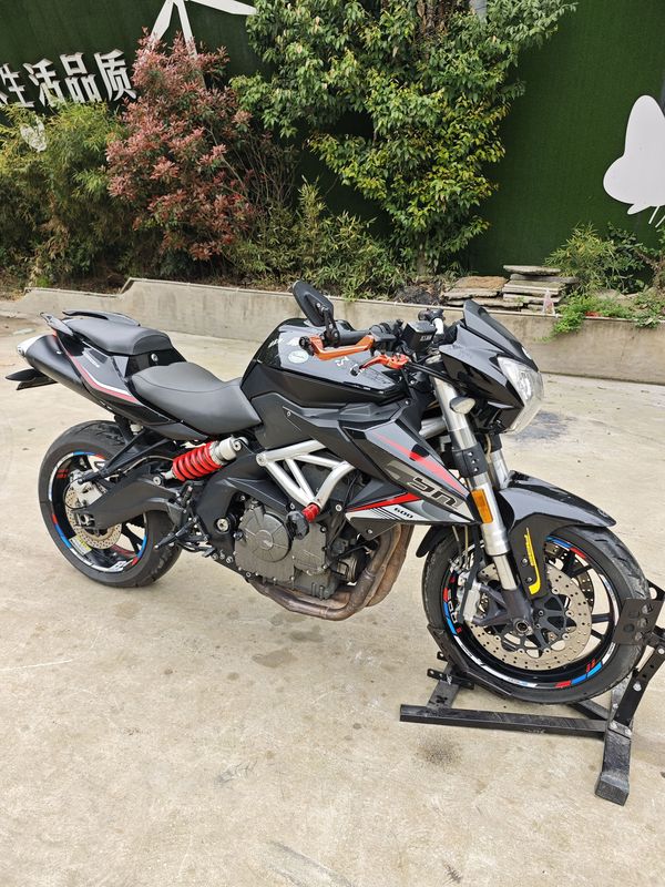 二手贝纳利TNT600i