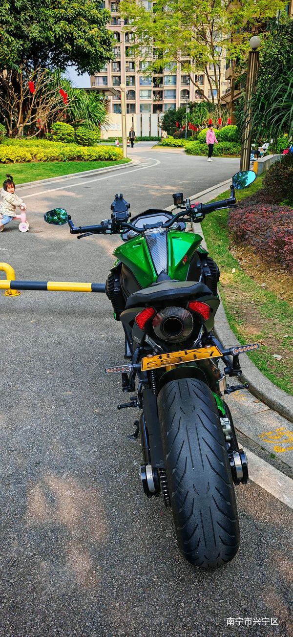 二手贝纳利TNT899