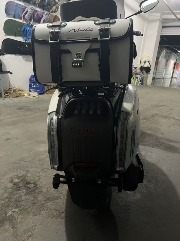 二手维多利亚Sixties 250Si