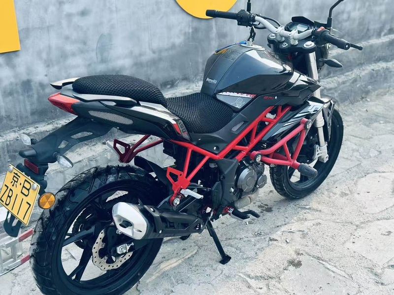 二手贝纳利红宝龙 TNT150i