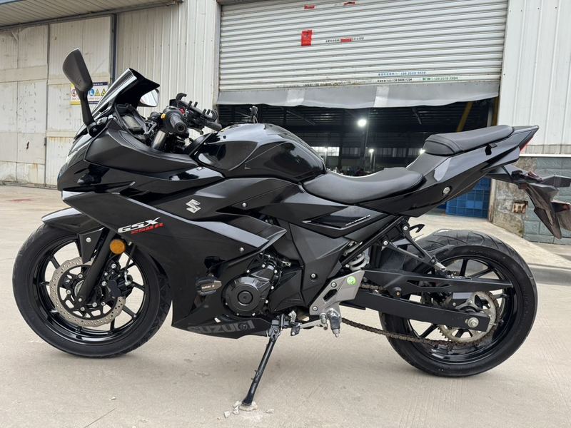 二手豪爵铃木GSX250R