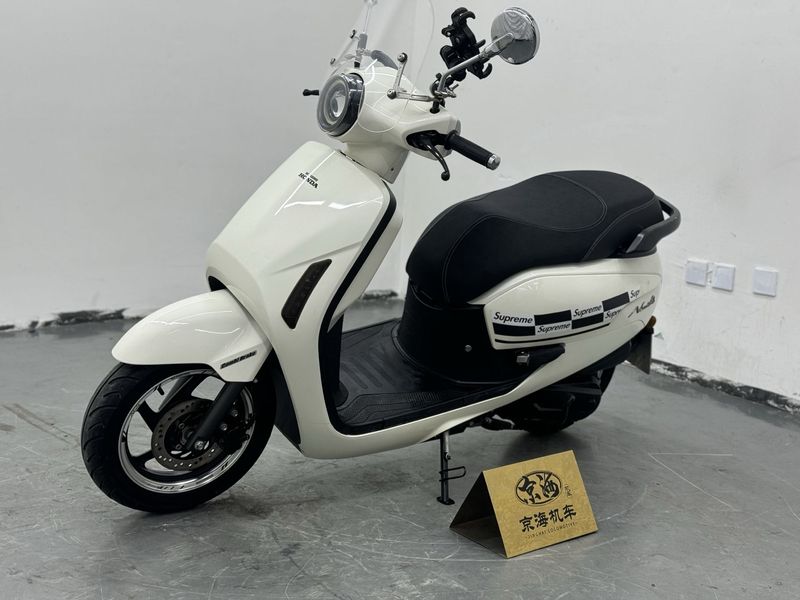 二手新大洲本田NS125LA