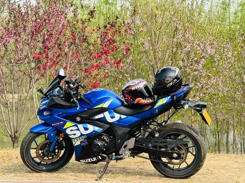 二手豪爵铃木GSX250R