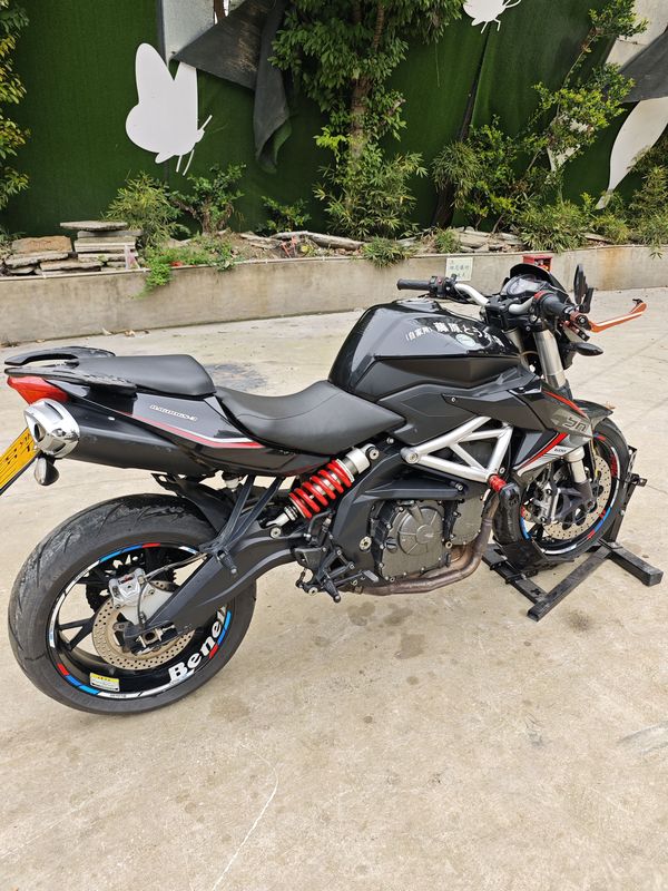 二手贝纳利TNT600i