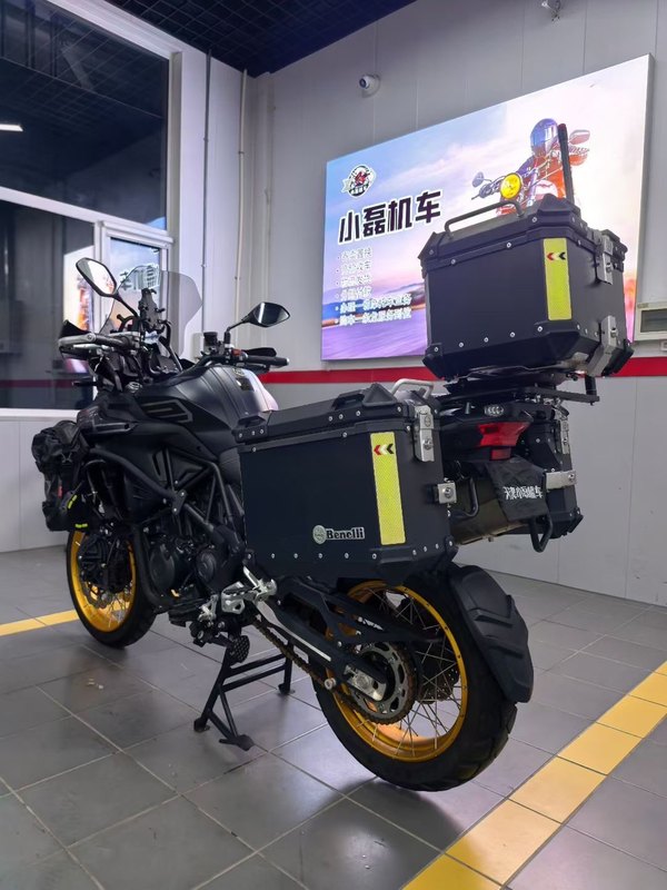 二手贝纳利TRK552