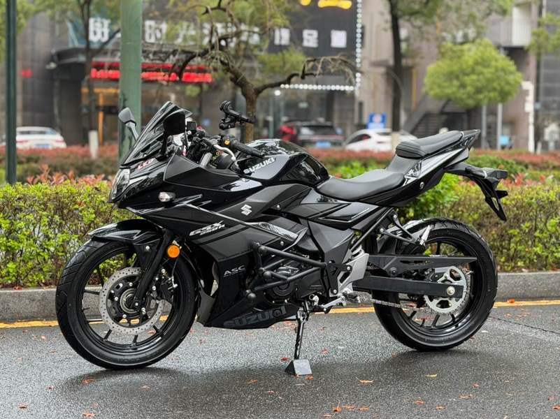 二手豪爵铃木GSX250R