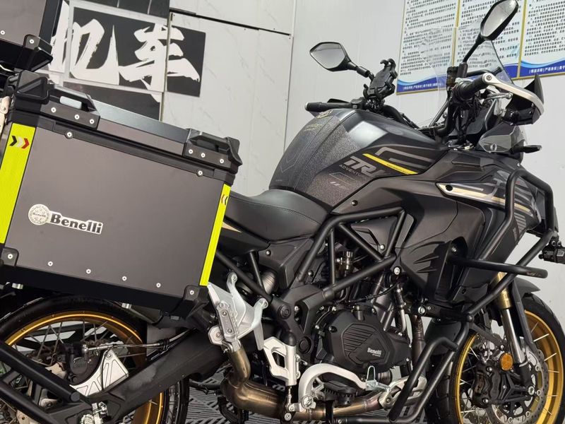 二手贝纳利TRK552