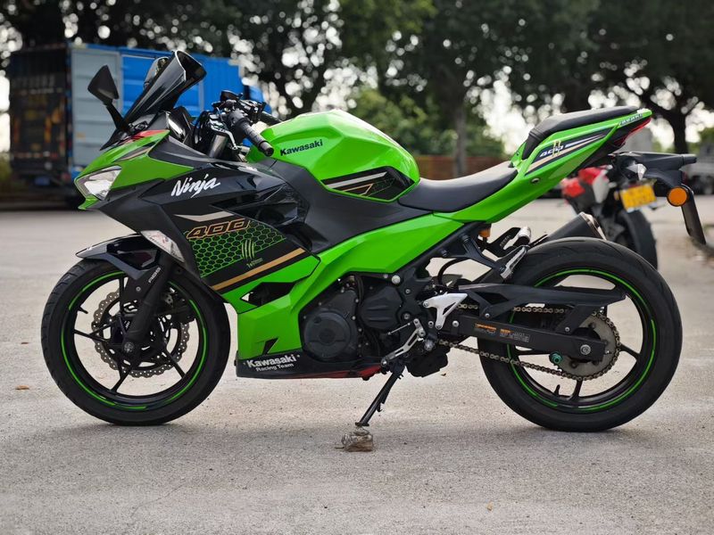 二手川崎Ninja 400