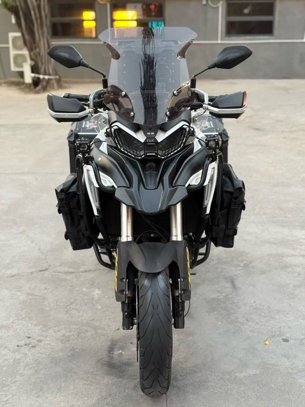 二手贝纳利TRK702