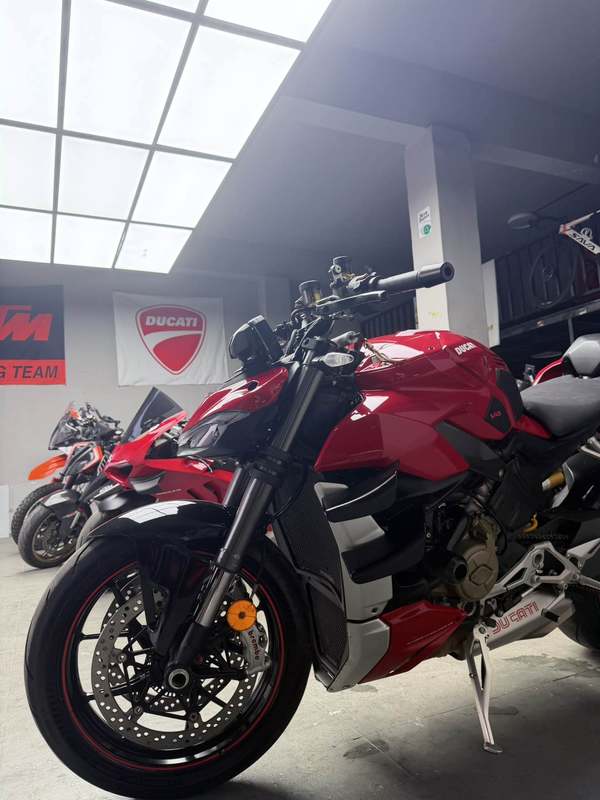 二手杜卡迪Street Fighter V4