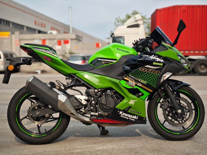 二手川崎Ninja 400