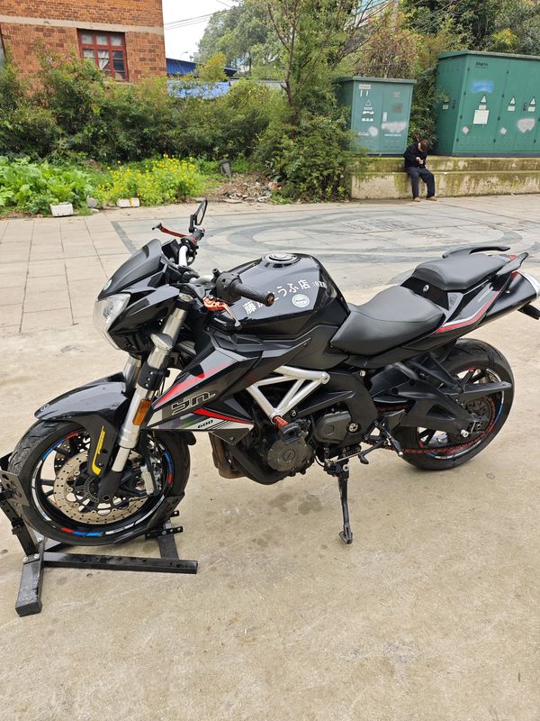 二手贝纳利TNT600i