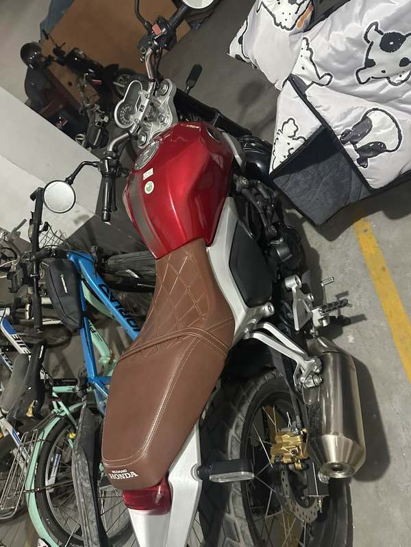 二手五羊本田鸷道 CB190SS