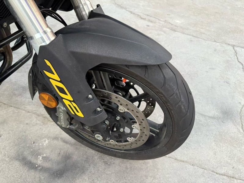 二手贝纳利TRK702