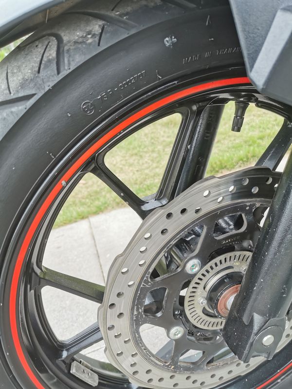 二手豪爵铃木DL250