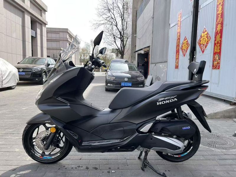 二手五羊本田PCX