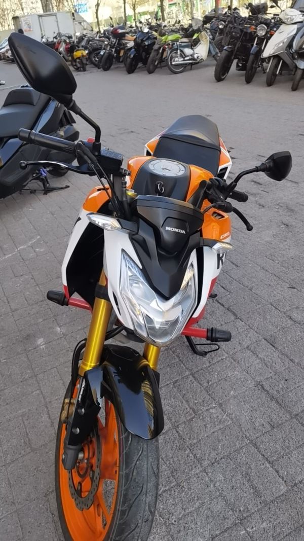 二手五羊本田CB190R 暴锋眼