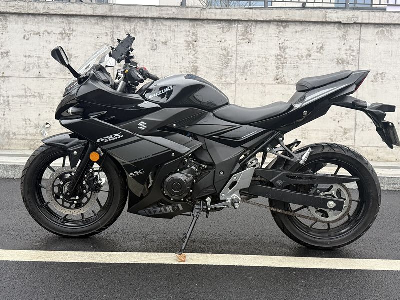 二手豪爵铃木GSX250R