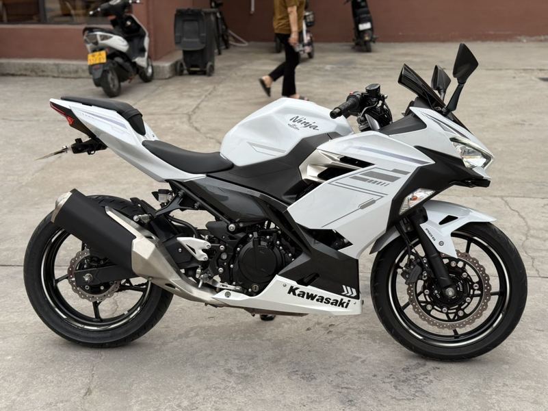 二手川崎Ninja 400