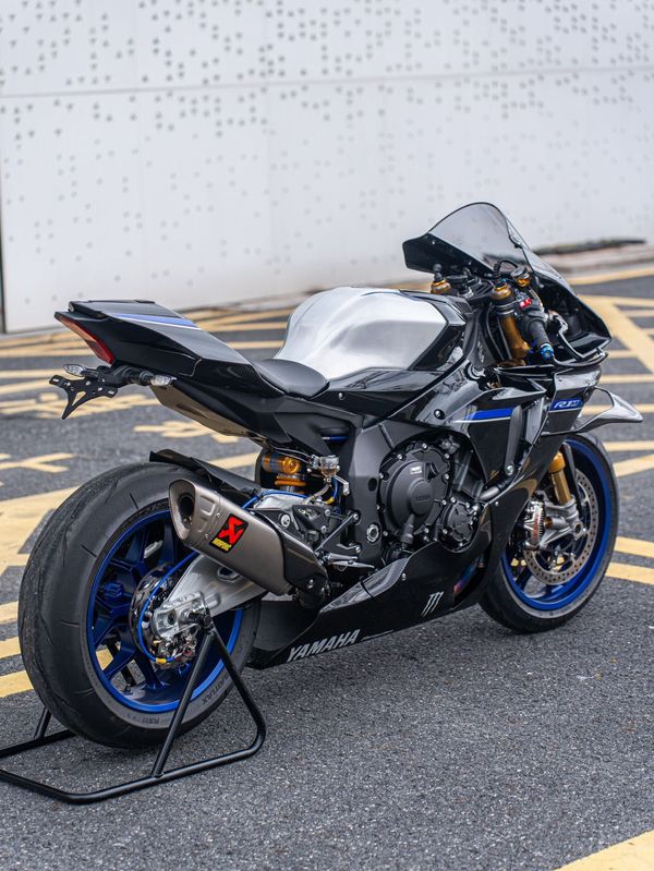 二手雅马哈YZF-R1