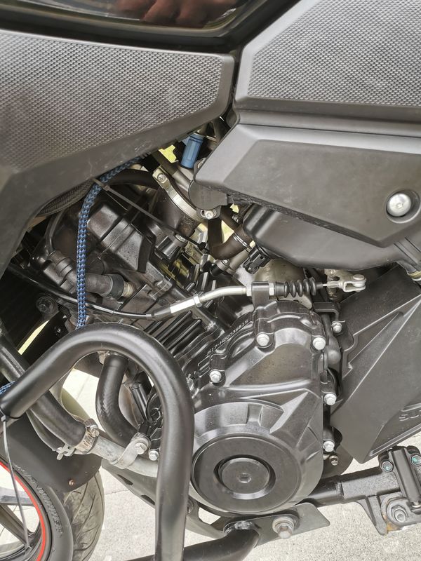 二手豪爵铃木DL250