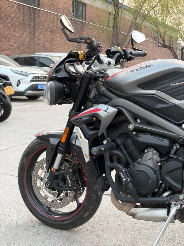 二手凯旋Street Triple 765