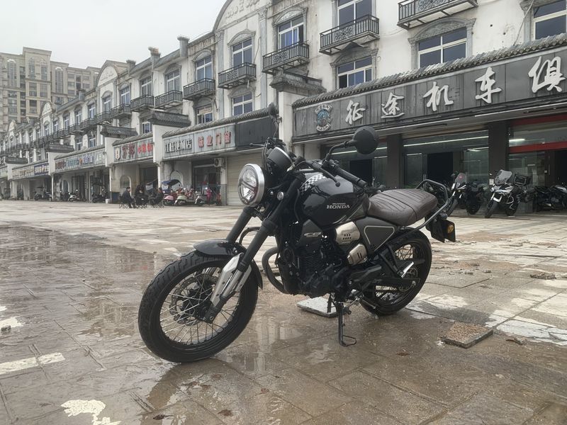 二手五羊本田鸷道 CB190SS