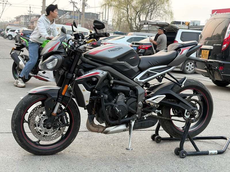 二手凯旋Street Triple 765