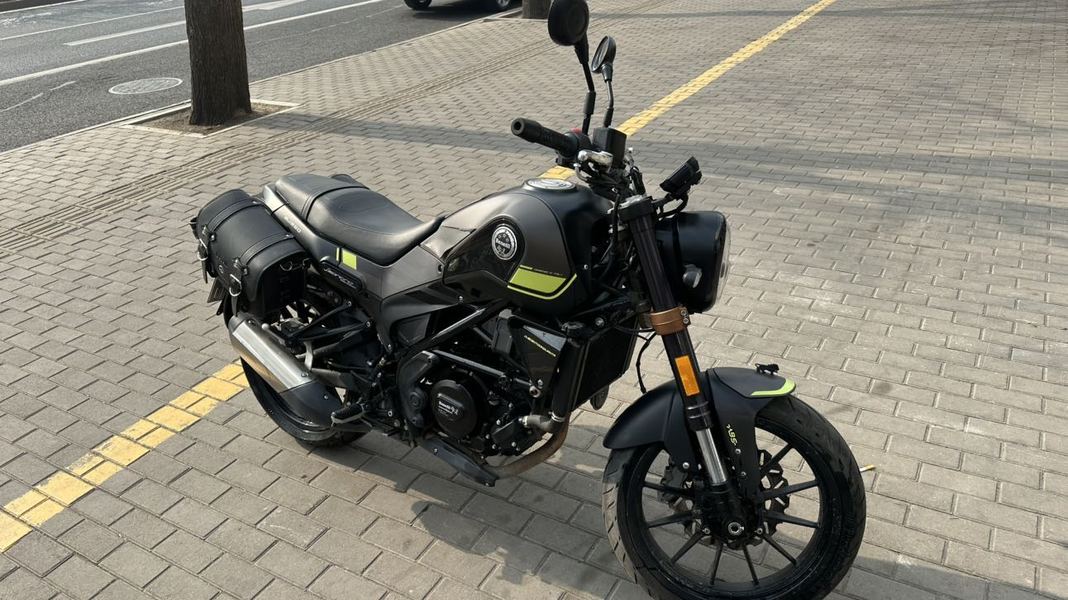 二手贝纳利幼狮 Leoncino 250