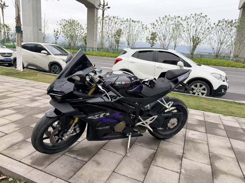 二手张雪机车500RR