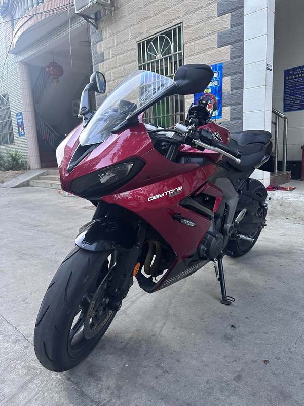 二手凯旋Daytona 660