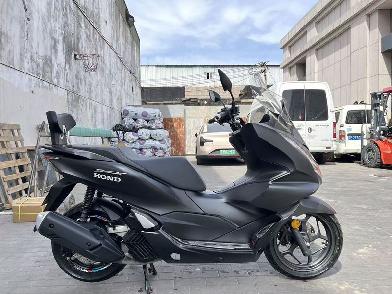 二手五羊本田PCX