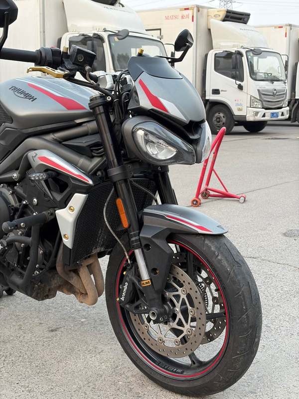 二手凯旋Street Triple 765