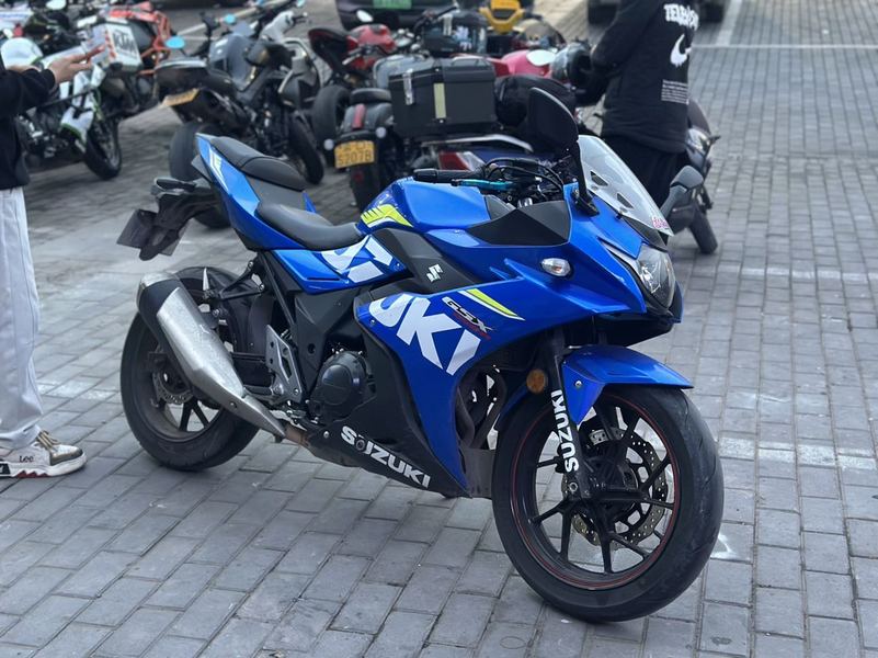 二手豪爵铃木GSX250R