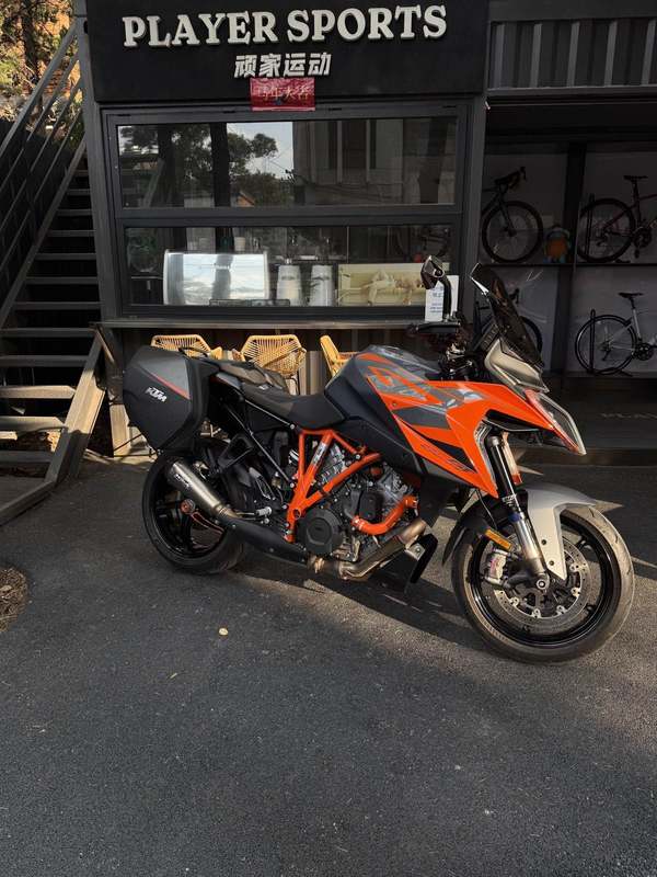 二手KTMR2R1290 Super Duke GT