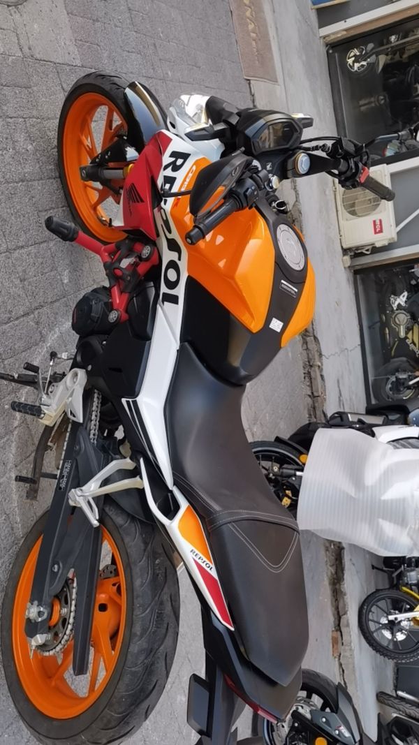 二手五羊本田CB190R 暴锋眼