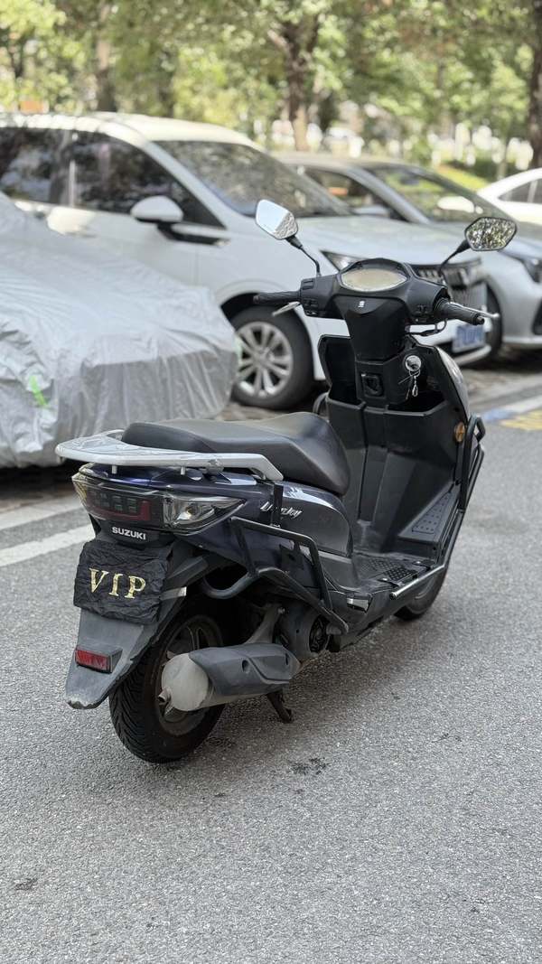 二手济南铃木优驿 UE125T