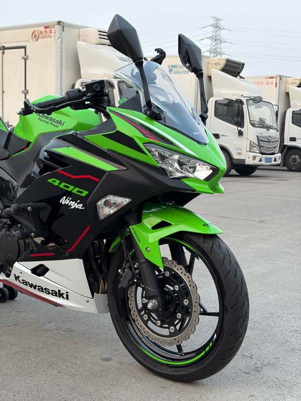 二手川崎Ninja 400