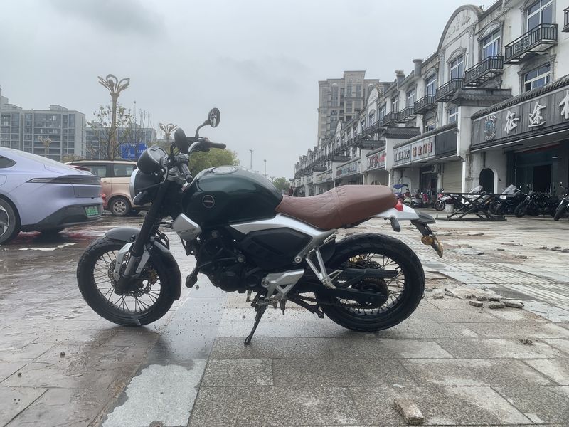 二手五羊本田鸷道 CB190SS