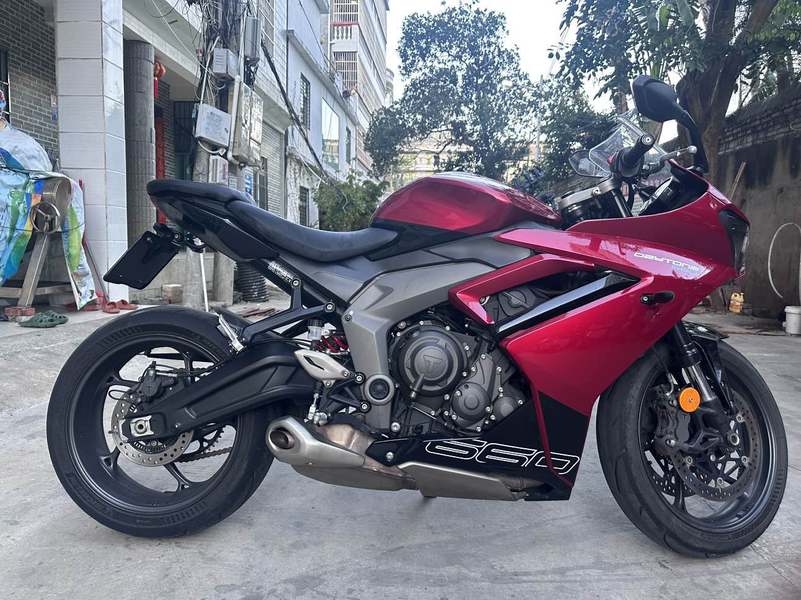 二手凯旋Daytona 660