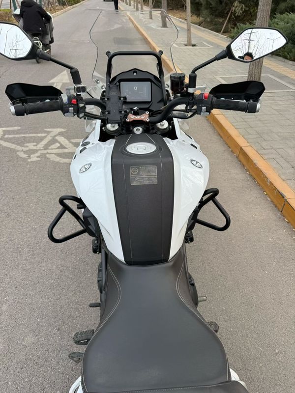 二手贝纳利金鹏 TRK502