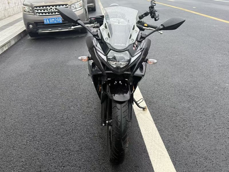 二手豪爵铃木GSX250R
