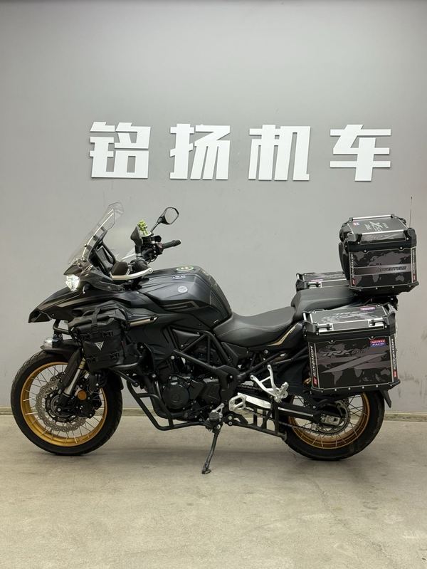 二手贝纳利TRK552