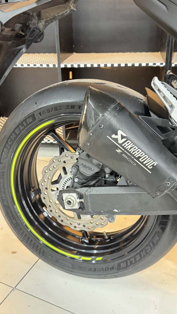 二手川崎Z900